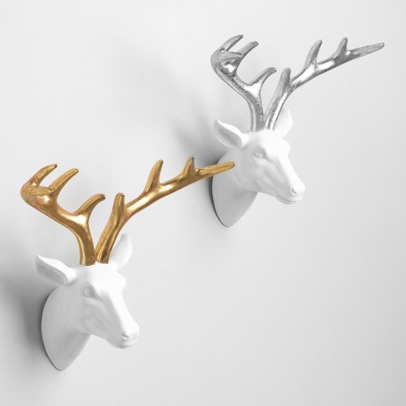 🎄 NWT Stunning World Market Winter Stag Head Gold Antlers Deer Christmas Wall - Picture 2 of 4